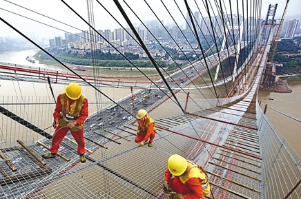 橋梁工程貓道搭建用卷?yè)P(yáng)機(jī)牽引作業(yè)